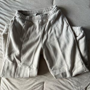 ABERCROMBIE CREAM SWEATPANTS